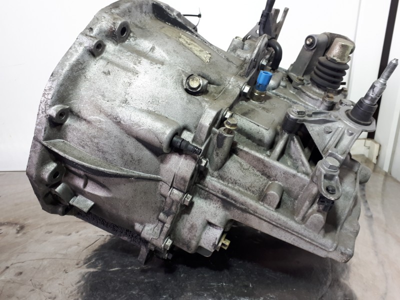 Recambio de caja cambios para renault scenic ii confort authentique referencia OEM IAM ND0002  