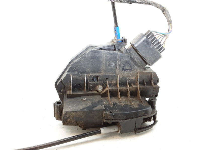 Recambio de cerradura puerta delantera derecha para ford fiesta (ccn) ambiente referencia OEM IAM AM5AU21812BE  