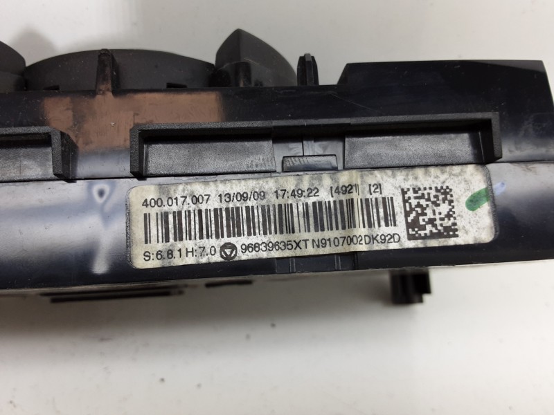 Recambio de mando climatizador para peugeot 5008 confort referencia OEM IAM 96839635XT  