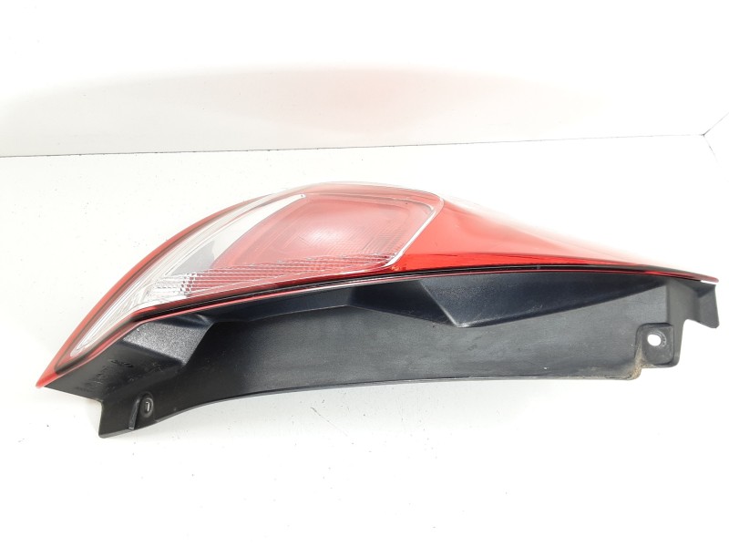 Recambio de piloto trasero izquierdo para ford fiesta (ccn) ambiente referencia OEM IAM C1BB13405A  