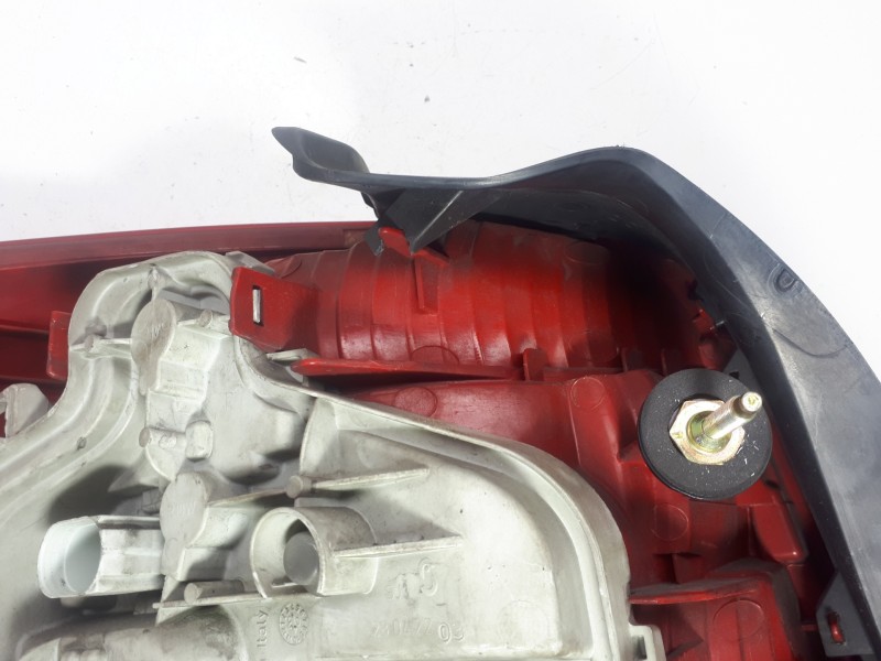 Recambio de piloto trasero derecho para audi a3 (8p) 1.9 tdi ambiente referencia OEM IAM 8P0945096  