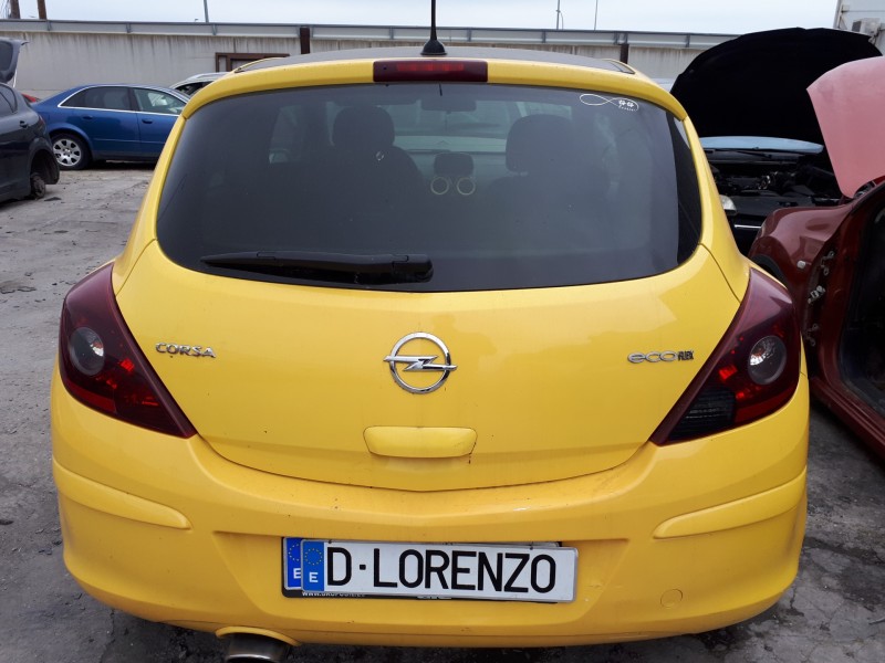 opel corsa d del año 2012