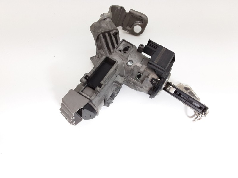 Recambio de conmutador de arranque para ford fiesta (cb1) ambiente referencia OEM IAM 8A6T15607AB 9V213F880EB 