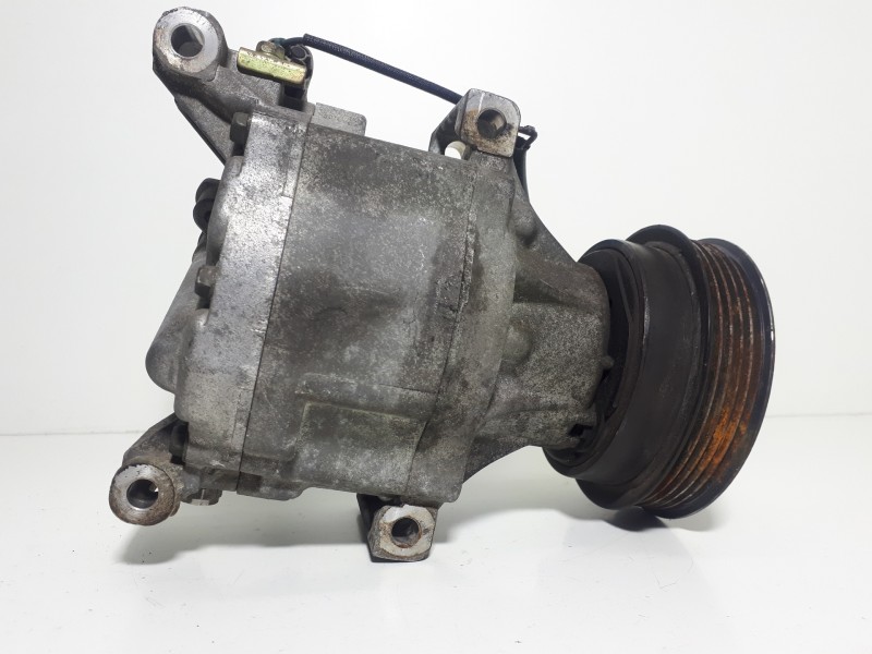 Recambio de compresor aire acondicionado para toyota corolla (e12) 2.0 d-4d linea luna berlina referencia OEM IAM 4472607100 SCS Recambio de compresor aire acondicionado para toyota corolla (e12) 2.0 d-4d linea luna berlina referencia OEM IAM 4472607100 SCS