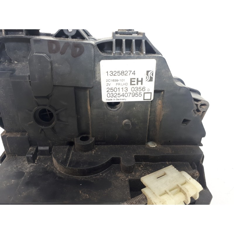 Recambio de cerradura puerta delantera derecha para opel corsa d corsavan referencia OEM IAM 13258274 2C1639101 