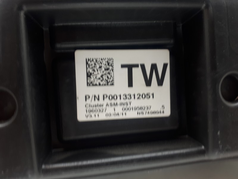 Recambio de cuadro instrumentos para opel corsa d color edition referencia OEM IAM P0013312051  