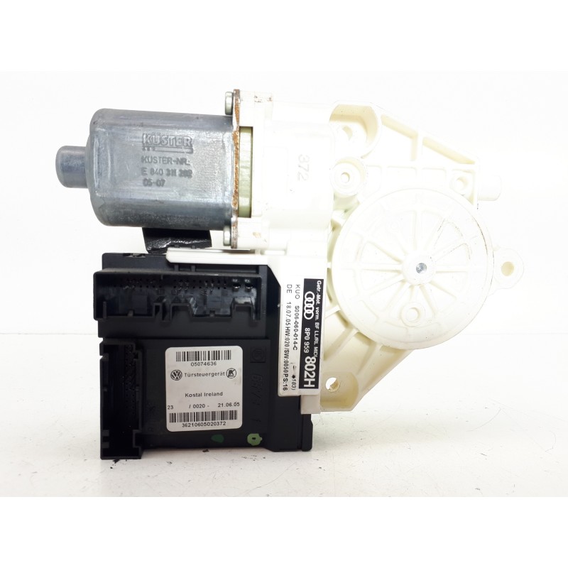 Recambio de motor elevalunas delantero derecho para audi a3 (8p) 2.0 tdi ambiente referencia OEM IAM 8P0959802H  