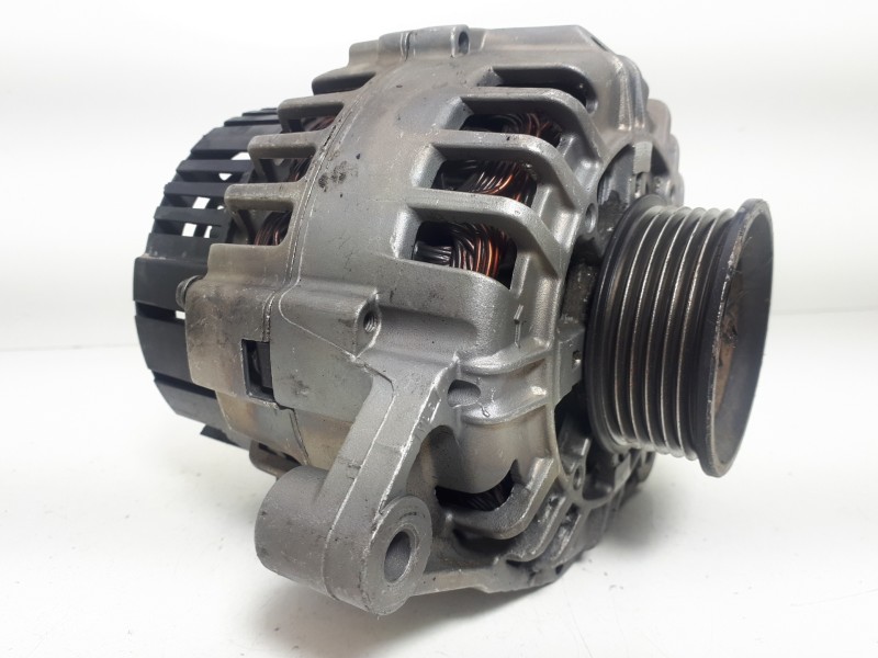 Recambio de alternador para audi allroad quattro (4b5) 2.5 tdi (132kw) referencia OEM IAM  0986044470 