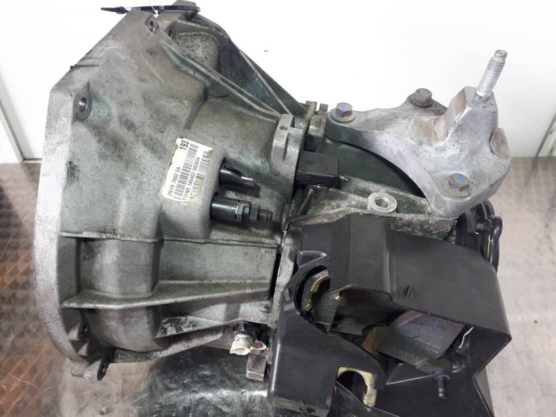 Recambio de caja cambios para ford fiesta (cbk) ambiente referencia OEM IAM 2N1R7002EA TTFN0 