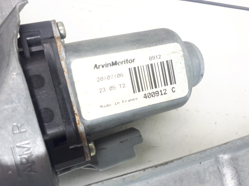 Recambio de elevalunas delantero derecho para peugeot 207 confort referencia OEM IAM 9681182280S 400912C 