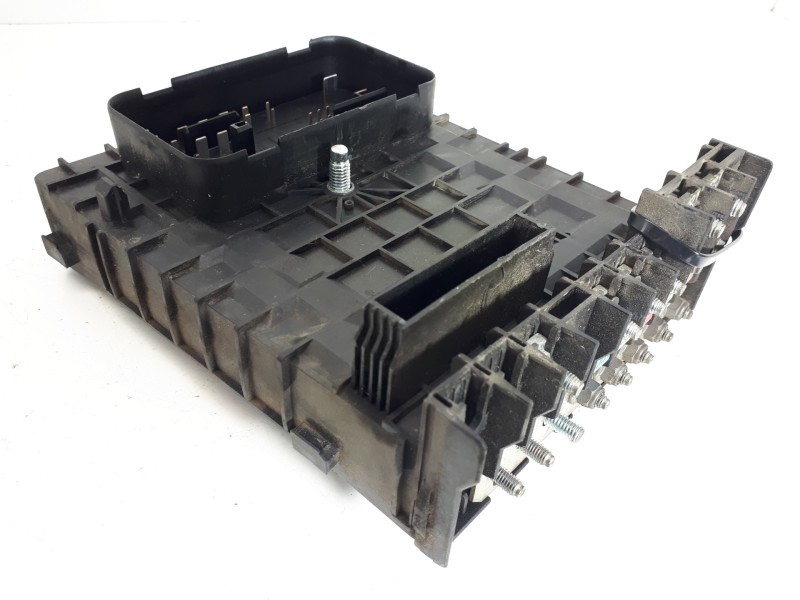 Recambio de caja reles / fusibles para audi a3 (8p) 2.0 tdi ambiente referencia OEM IAM 1K0937125  