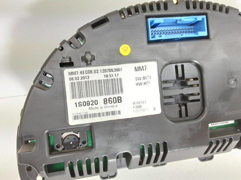 Recambio de cuadro instrumentos para volkswagen up! (121) black up! referencia OEM IAM 1S0920860B  