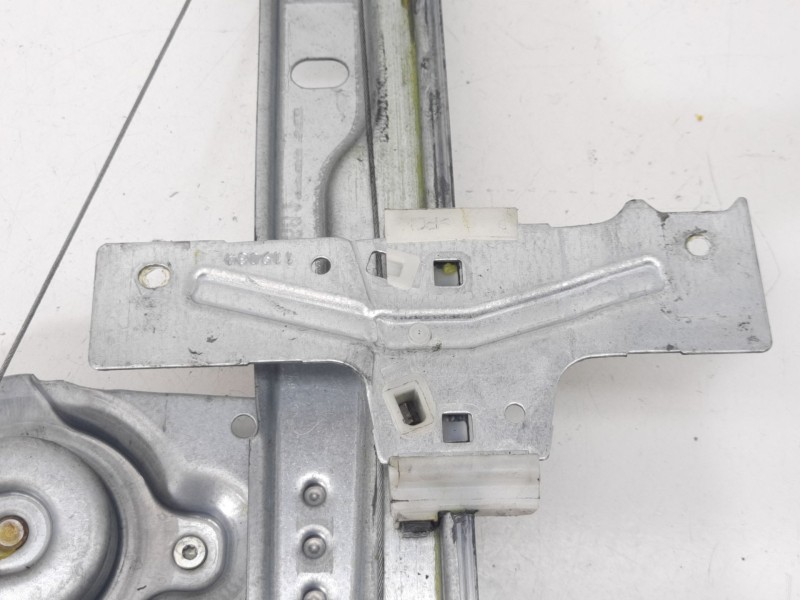 Recambio de elevalunas delantero izquierdo para peugeot 207 xs referencia OEM IAM 9681181980S 400917H 401786A8