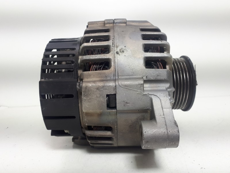 Recambio de alternador para audi allroad quattro (4b5) 2.5 tdi (132kw) referencia OEM IAM  0986044470 