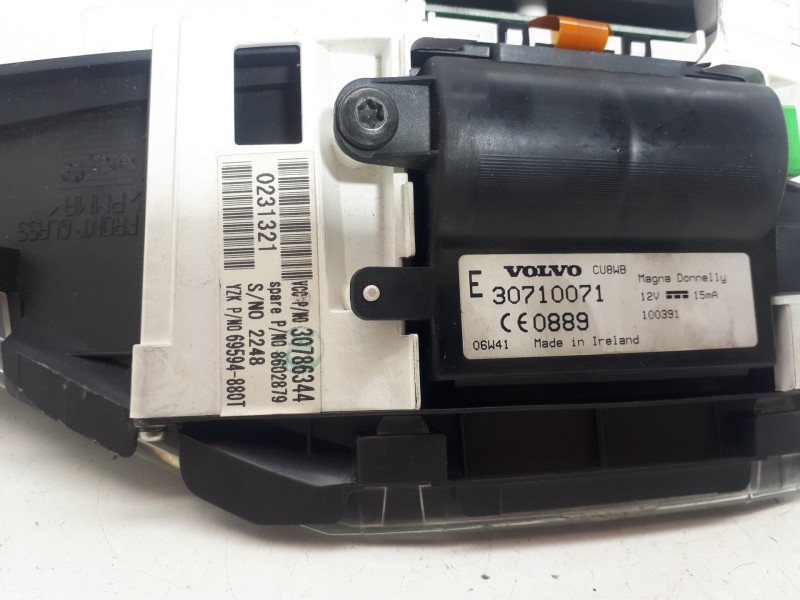 Recambio de cuadro instrumentos para volvo s40 berlina 1.6 d kinetic referencia OEM IAM 30786344 30710071 8602879