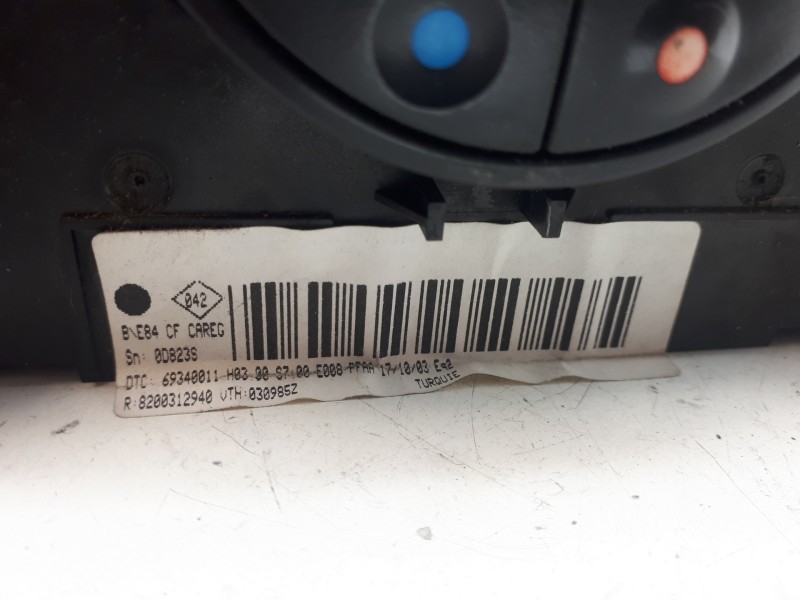 Recambio de mando climatizador para renault megane ii classic berlina confort authentique referencia OEM IAM 8200312940  