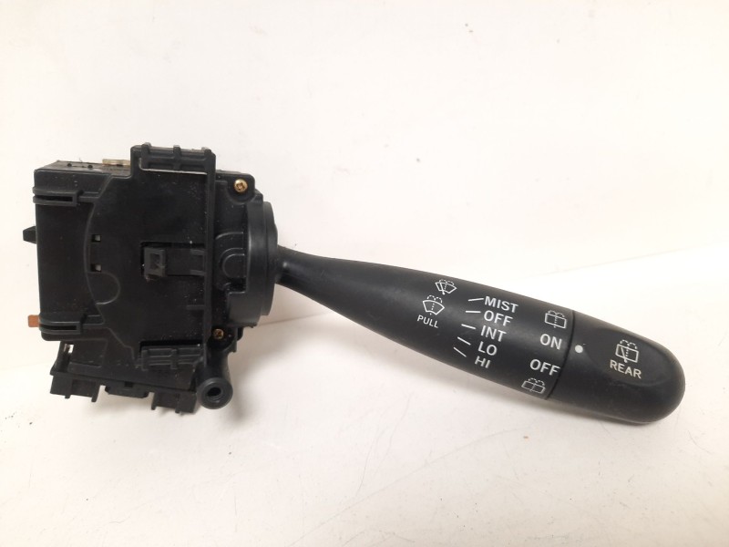 Recambio de mando limpia para toyota yaris (ncp1/nlp1/scp1) 1.0 cat referencia OEM IAM  31380 