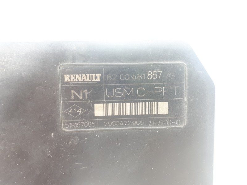 Recambio de caja reles / fusibles para renault megane ii berlina 5p authentique referencia OEM IAM 8200481867G  