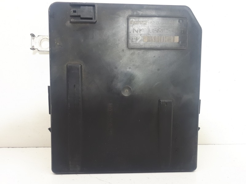 Recambio de caja reles / fusibles para renault megane ii berlina 5p authentique referencia OEM IAM 8200481867G  