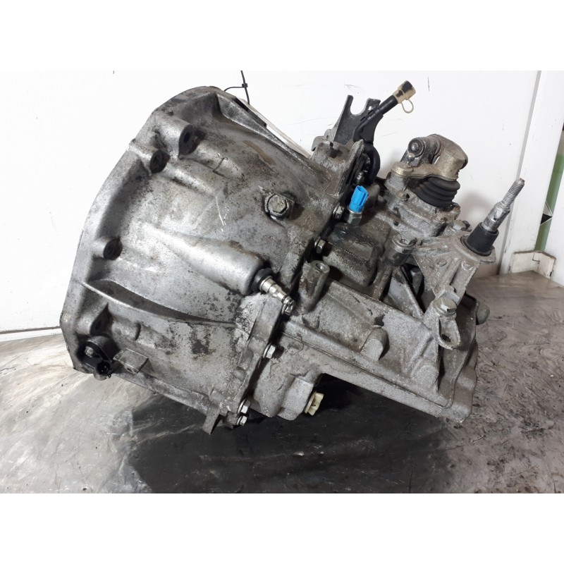 Recambio de caja cambios para renault megane ii classic berlina confort authentique referencia OEM IAM ND0001 A131935 