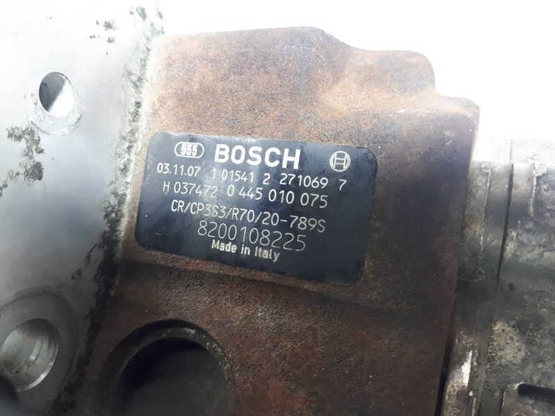 Recambio de bomba inyeccion para renault megane ii berlina 5p confort authentique referencia OEM IAM 8200108225 0445010075 CRCP3