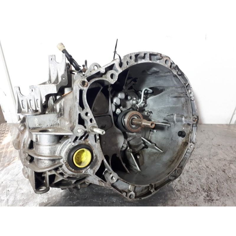 Recambio de caja cambios para renault megane ii classic berlina confort authentique referencia OEM IAM ND0001 A131935 