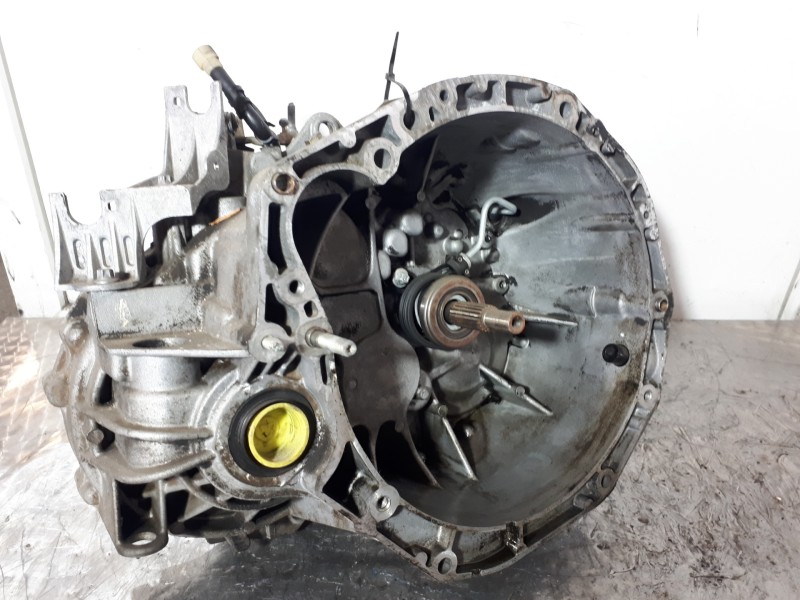 Recambio de caja cambios para renault megane ii classic berlina confort authentique referencia OEM IAM ND0001 A131935 