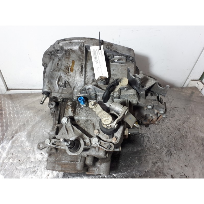 Recambio de caja cambios para renault megane ii classic berlina confort authentique referencia OEM IAM ND0001 A131935 