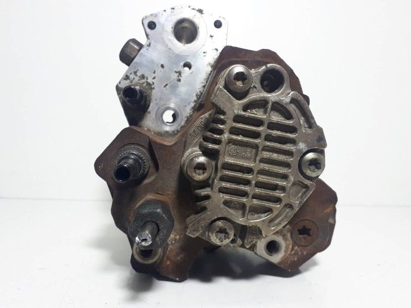 Recambio de bomba inyeccion para renault megane ii berlina 5p confort authentique referencia OEM IAM 8200108225 0445010075 CRCP3