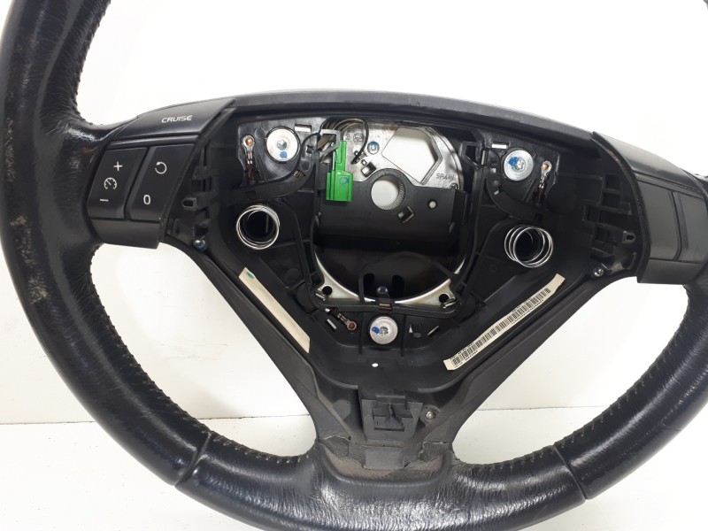 Recambio de volante para volvo s60 berlina 2.4 d referencia OEM IAM 30643369  