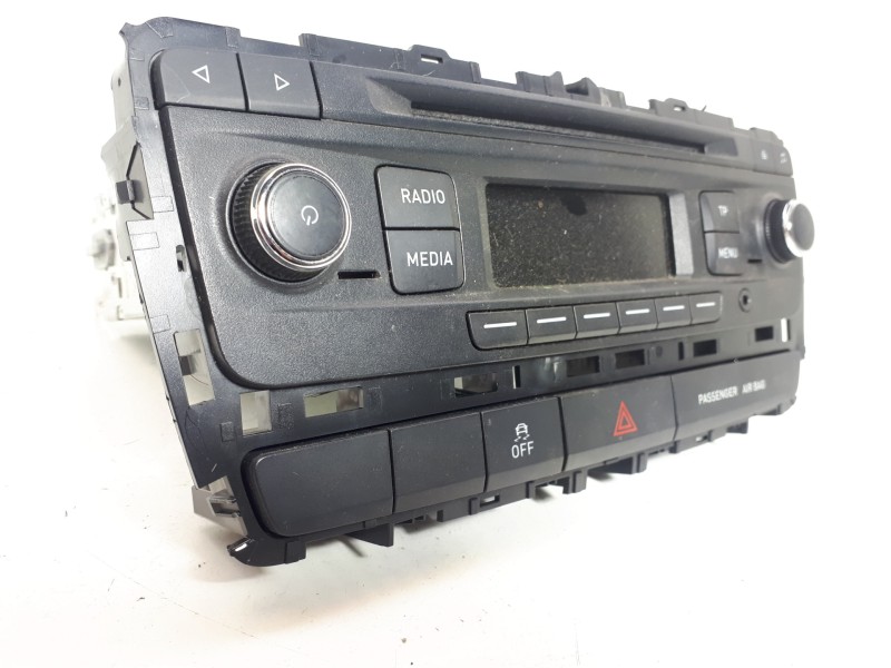 Recambio de sistema audio / radio cd para seat ibiza (6j5) copa referencia OEM IAM 6J0035156  