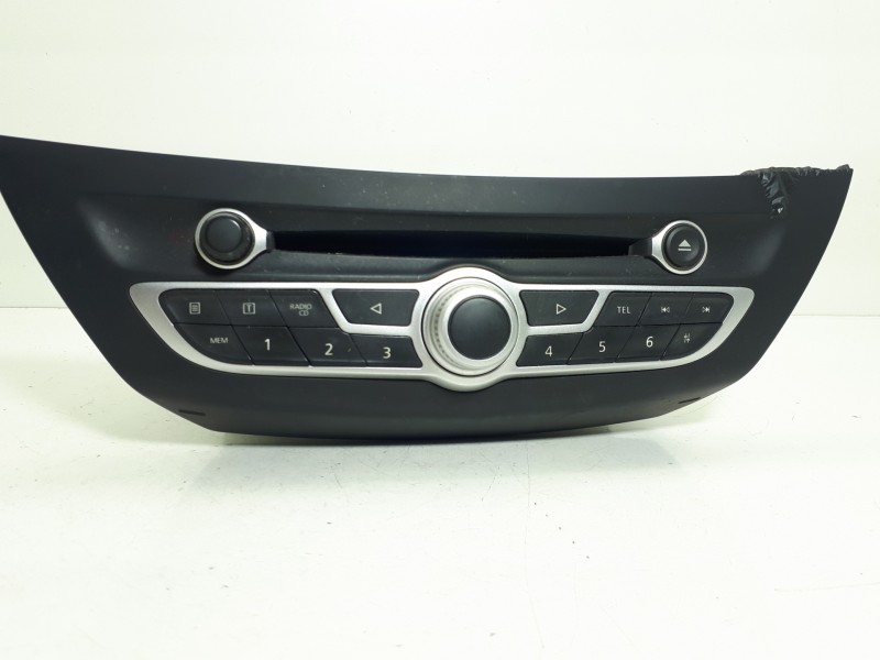 Recambio de sistema audio / radio cd para renault laguna coupe gt referencia OEM IAM  7648036391 