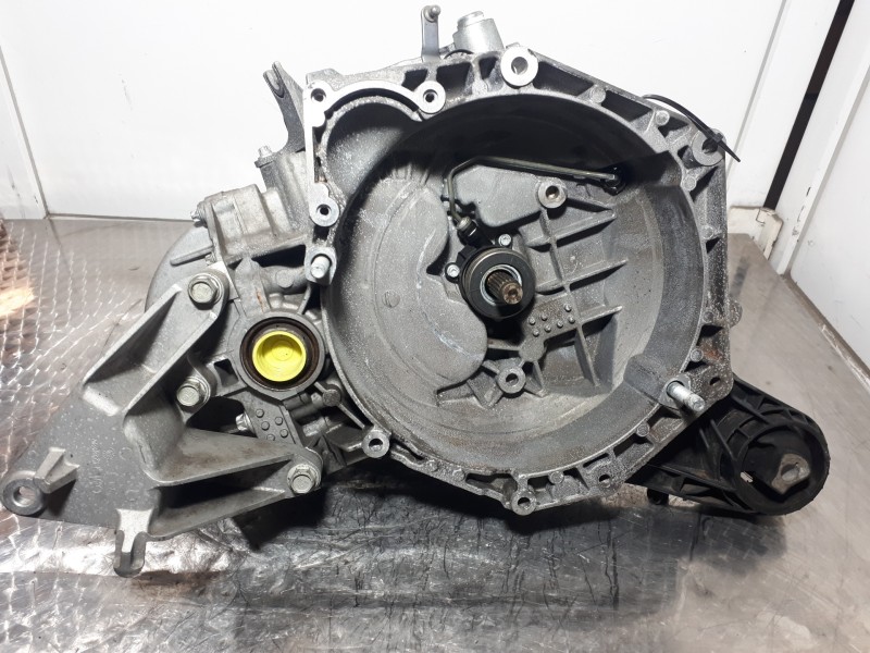 Recambio de caja cambios para opel insignia berlina cosmo referencia OEM IAM M320FAMB 3300508AXE 