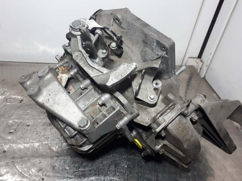 Recambio de caja cambios para opel insignia berlina cosmo referencia OEM IAM M320FAMB 3300508AXE 