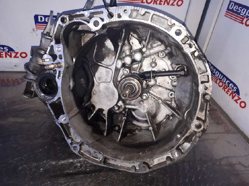 Recambio de caja cambios para renault megane ii berlina 5p confort authentique referencia OEM IAM ND0001  