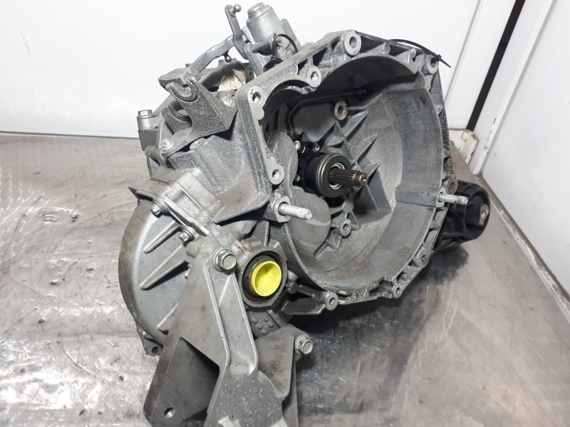 Recambio de caja cambios para opel insignia berlina cosmo referencia OEM IAM M320FAMB 3300508AXE 