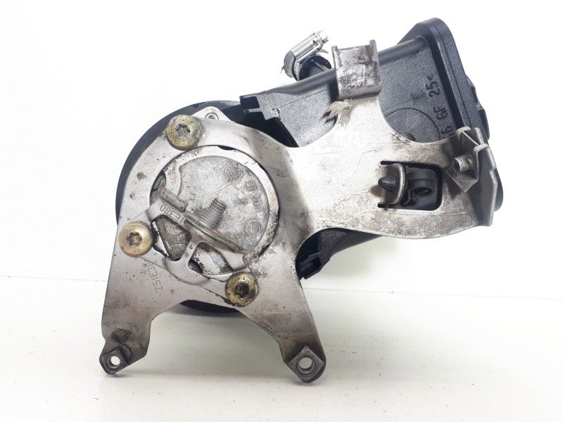 Recambio de bomba direccion para bmw serie 3 berlina (e46) 320d referencia OEM IAM 6756575 7692974519 