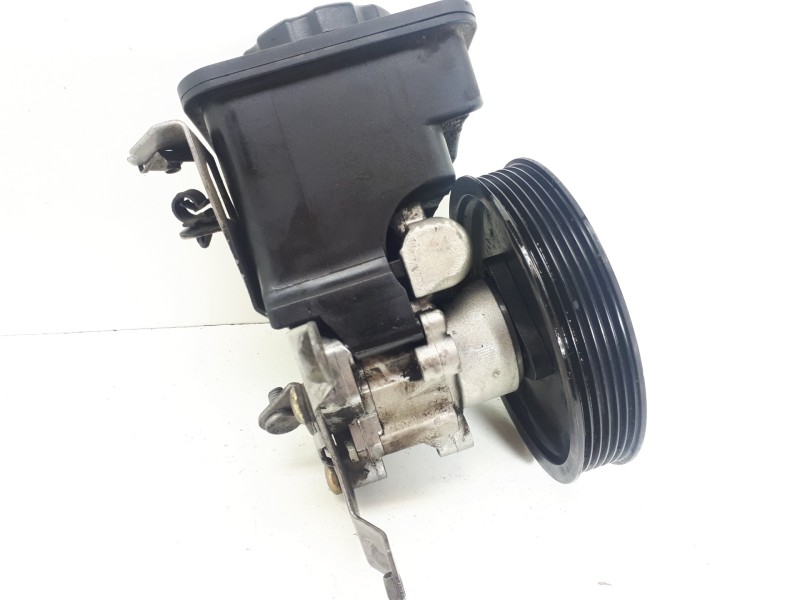 Recambio de bomba direccion para bmw serie 3 berlina (e46) 320d referencia OEM IAM 6756575 7692974519 