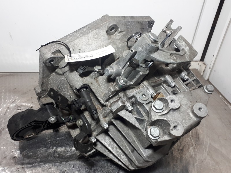 Recambio de caja cambios para opel insignia berlina cosmo referencia OEM IAM M320FAMB 3300508AXE 