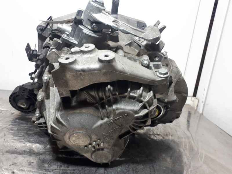 Recambio de caja cambios para opel insignia berlina cosmo referencia OEM IAM M320FAMB 3300508AXE 