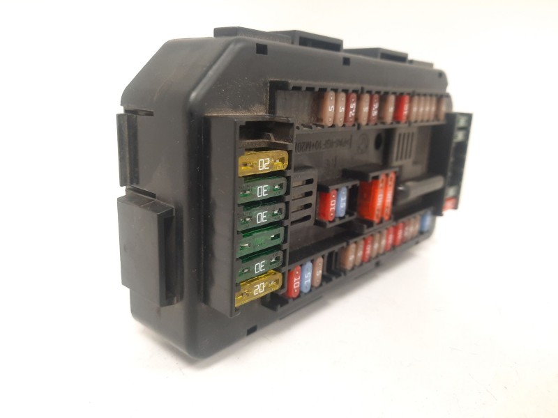 Recambio de caja reles / fusibles para bmw 1 (f20) 118 d referencia OEM IAM 9337877901 MS20140106 