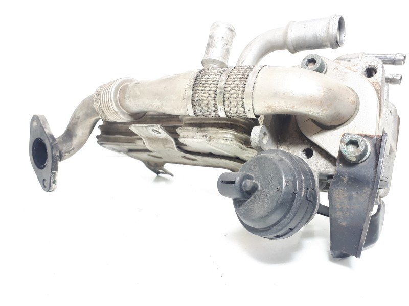 Recambio de enfriador egr para seat leon (1p1) comfort limited referencia OEM IAM 038131513AD  