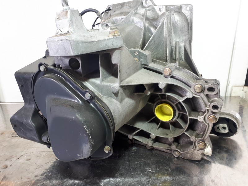 Recambio de caja cambios para ford fusion (cbk) ambiente referencia OEM IAM 2N1R7002VB T6TB1 