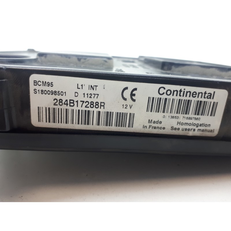 Recambio de modulo electronico para renault megane iii berlina 5 p bose edition referencia OEM IAM 284B17288R BCM95 S180098501