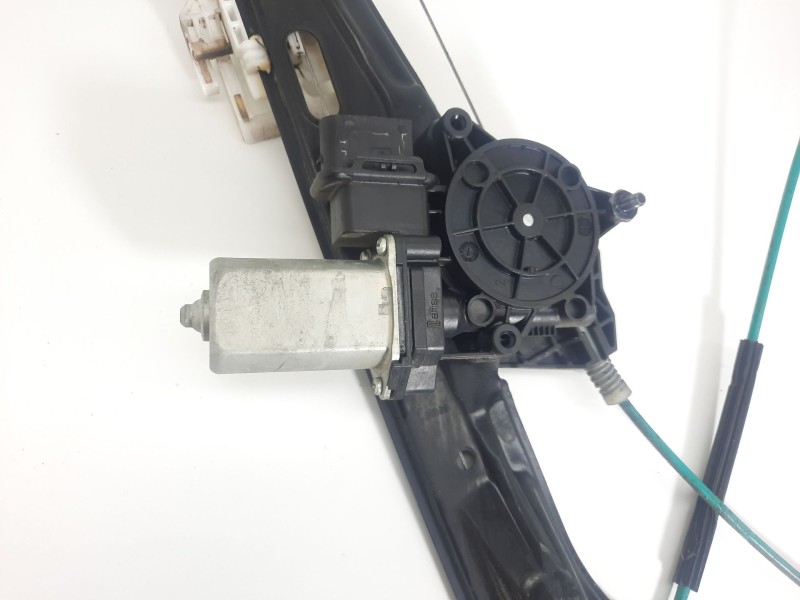 Recambio de elevalunas delantero izquierdo para bmw 1 (f20) 118 d referencia OEM IAM 71015003 5YY0568 