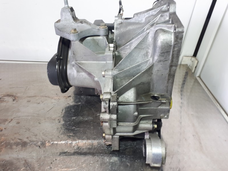 Recambio de caja cambios para ford fusion (cbk) ambiente referencia OEM IAM 2N1R7002VB T6TB1 