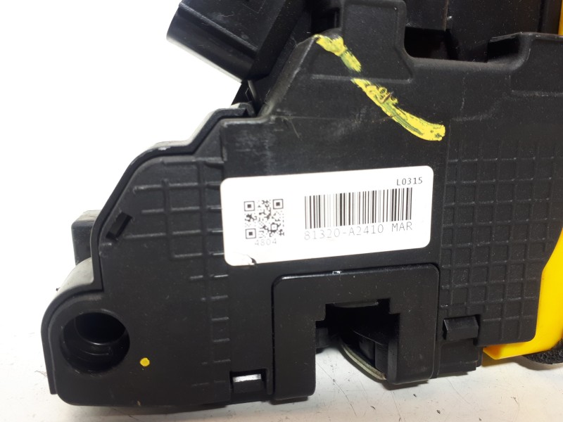 Recambio de cerradura puerta delantera derecha para kia cee´d drive referencia OEM IAM 81320A2410  