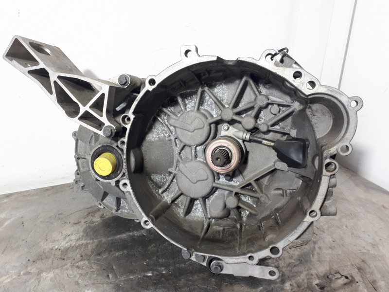 Recambio de caja cambios para volvo s60 berlina 2.4 d referencia OEM IAM M56L2  