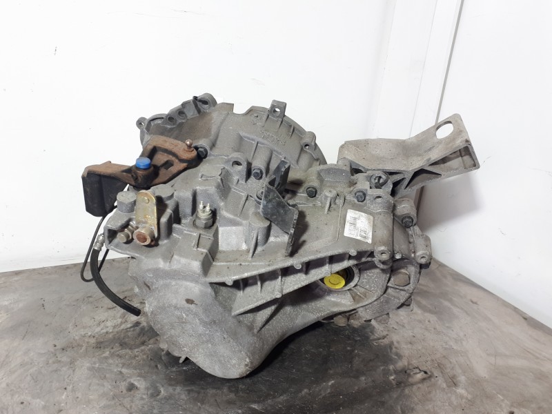 Recambio de caja cambios para volvo s60 berlina 2.4 d referencia OEM IAM M56L2  