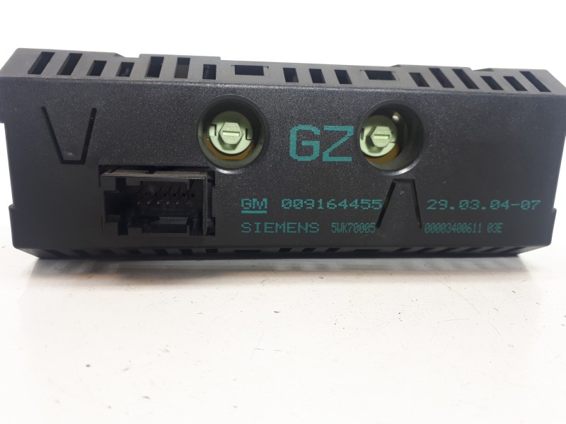 Recambio de pantalla multifuncion para opel meriva cosmo referencia OEM IAM 9164455 5WK70005 